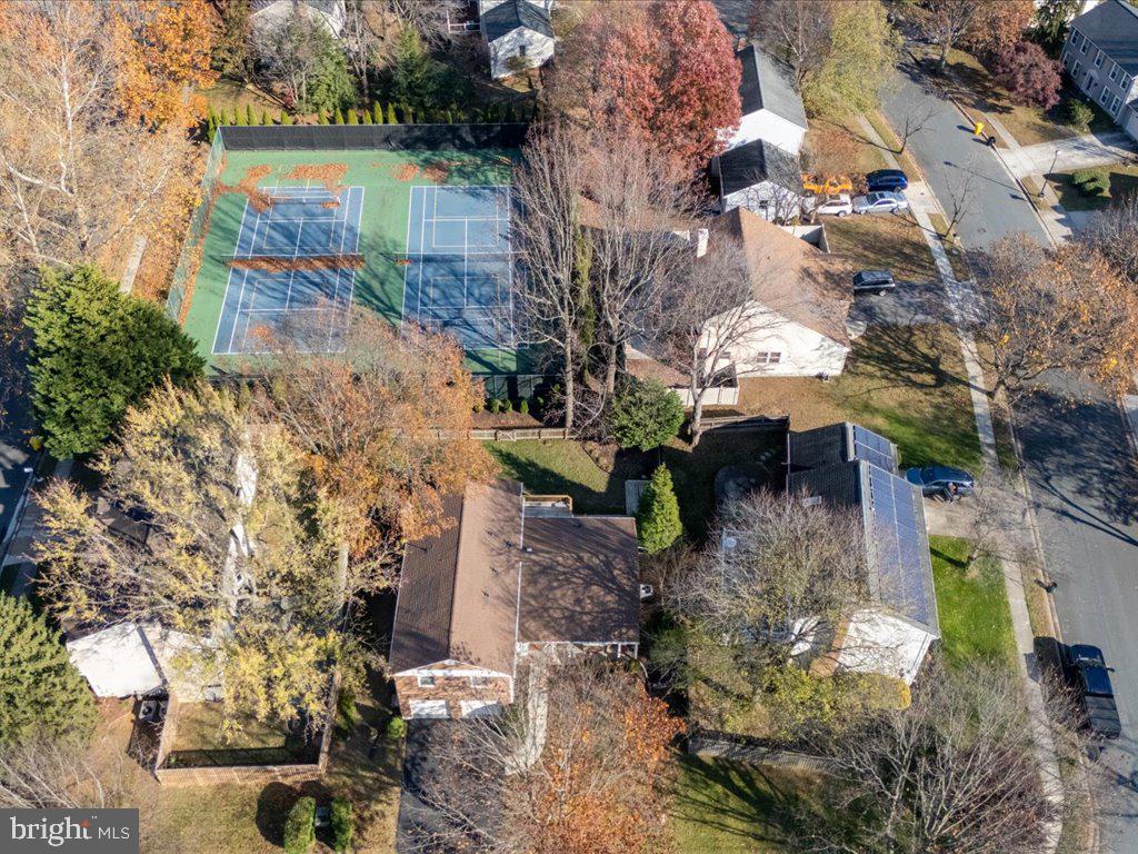 1733 Friar Court Crofton, MD 21114 - Photo 10 of 57 Pickleball count/ tennis courts
