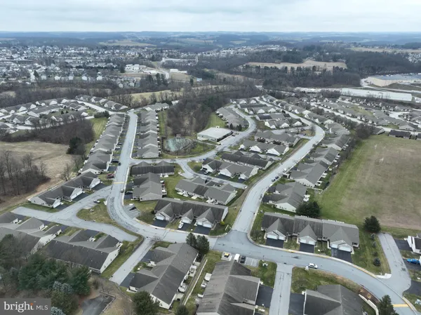 $274,900 | 99 Furlong Way, Unit 99, Red Lion, PA 17356