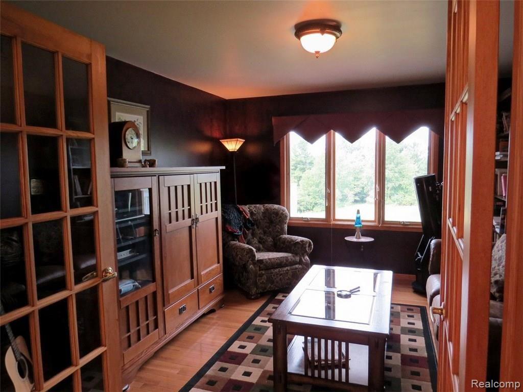 942 South Kern Road Fowlerville, MI 48836 - Photo 11 of 77 20-IMG_3689.JPG