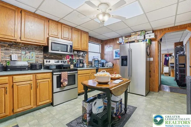 $225,000 | 787 Princeton Avenue, Palmerton, PA 18071