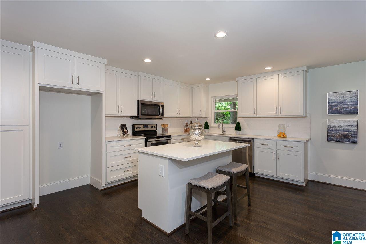 1532 Saulter Road Birmingham, AL 35209 - Photo 16 of 38