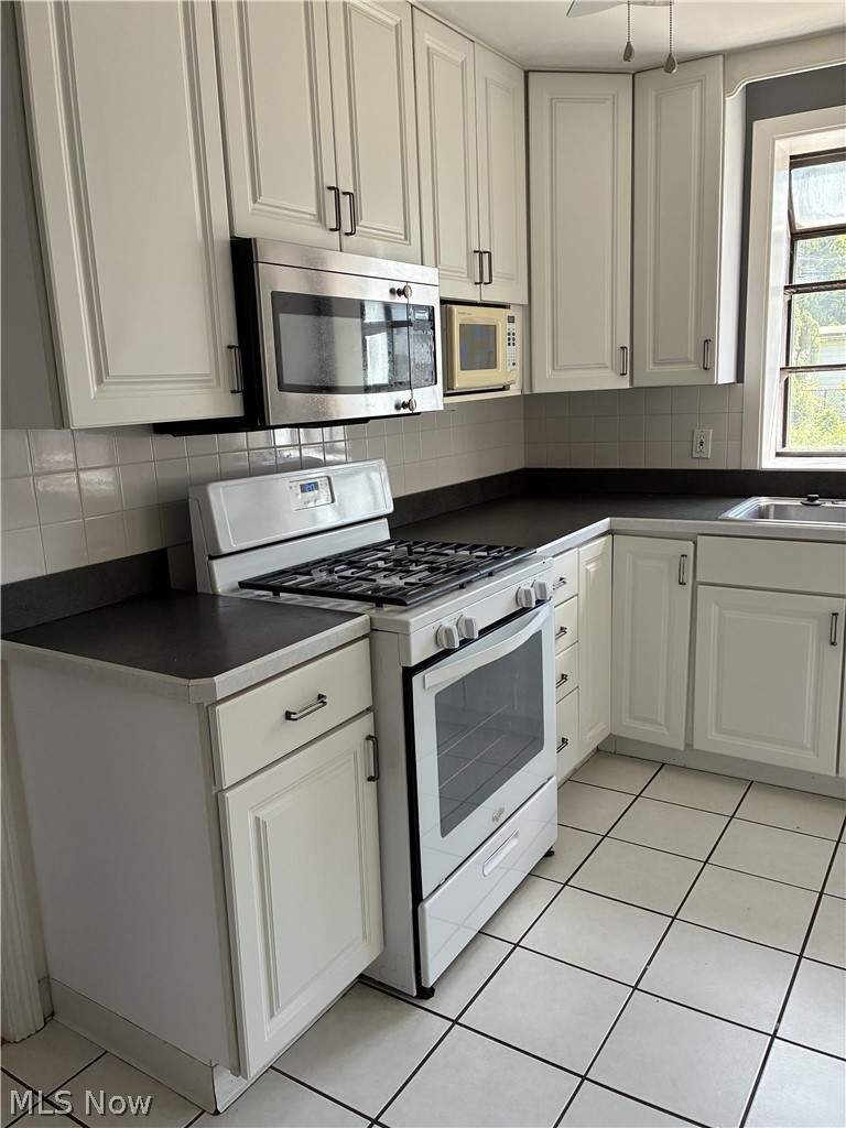 4198 Bushnell Road University Heights, OH 44118 - Photo 2 of 12