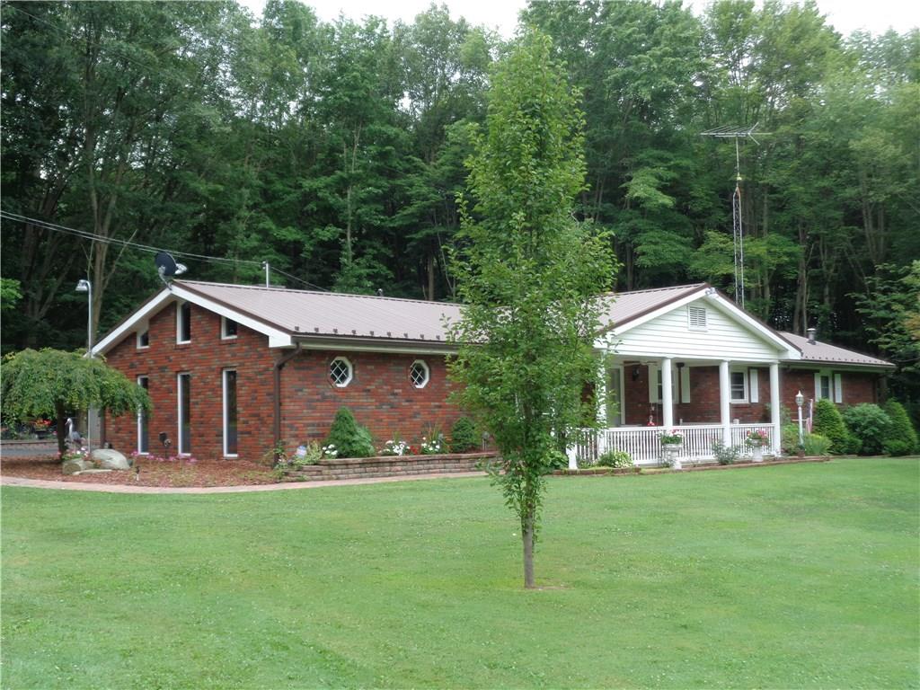 244 Colt Road Transfer, PA 16154 - Photo 1 of 24 Gallery Image 1