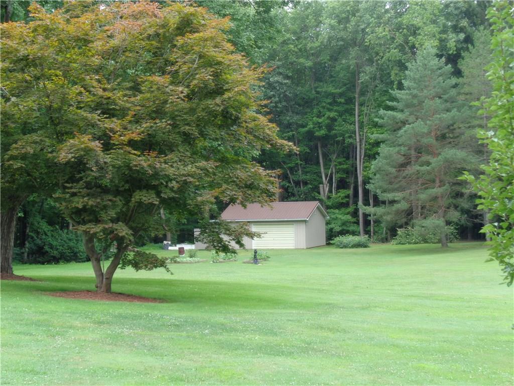 244 Colt Road Transfer, PA 16154 - Photo 5 of 24 Gallery Image 5
