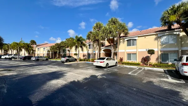 $2,150 | 815 West Boynton Beach Boulevard, Unit 10105, Boynton Beach, FL 33426