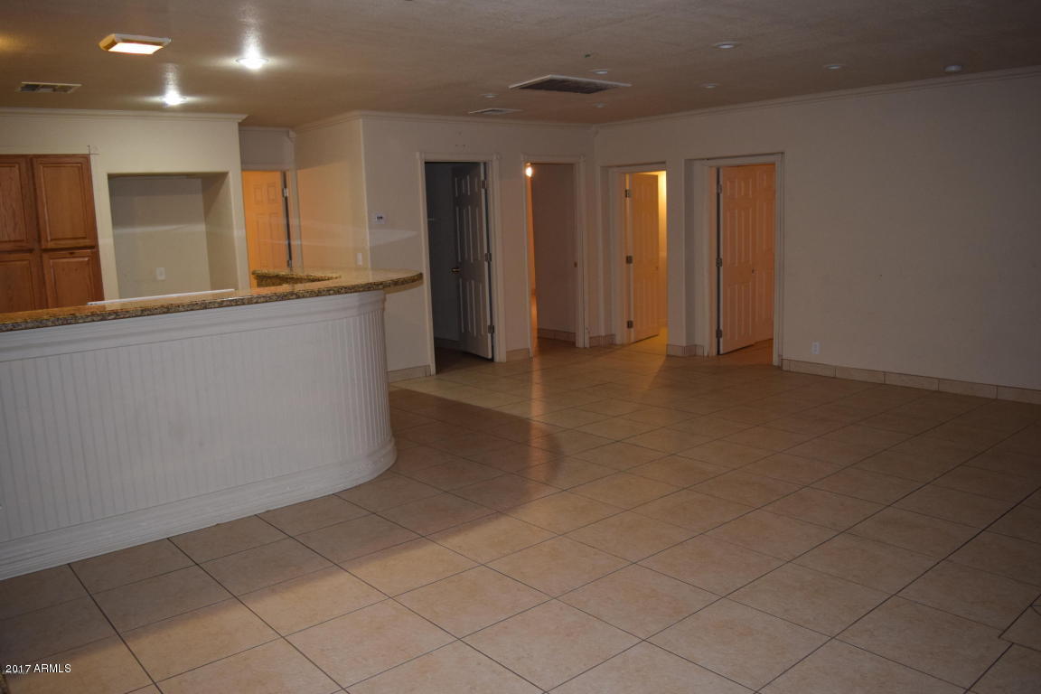 3030 West Coronado Road Phoenix, AZ 85009 - Photo 8 of 38 20161109073501681493000000-o