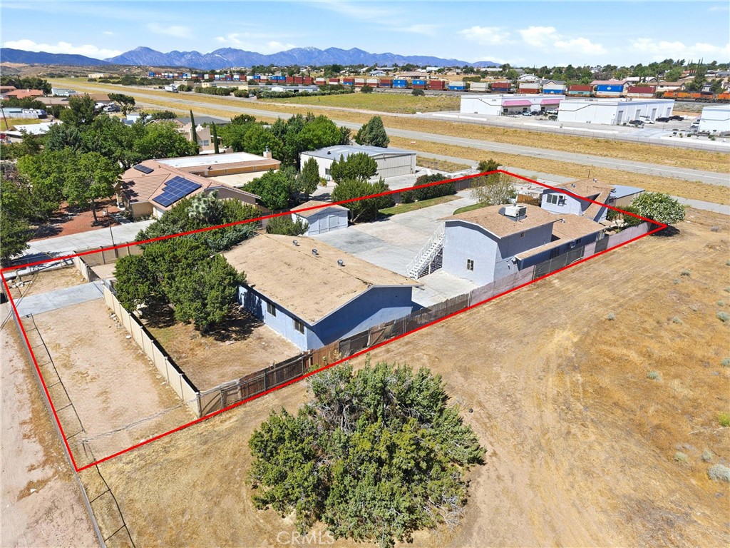 7008 Summit Valley Road Hesperia, CA 92345 - Photo 3 of 48