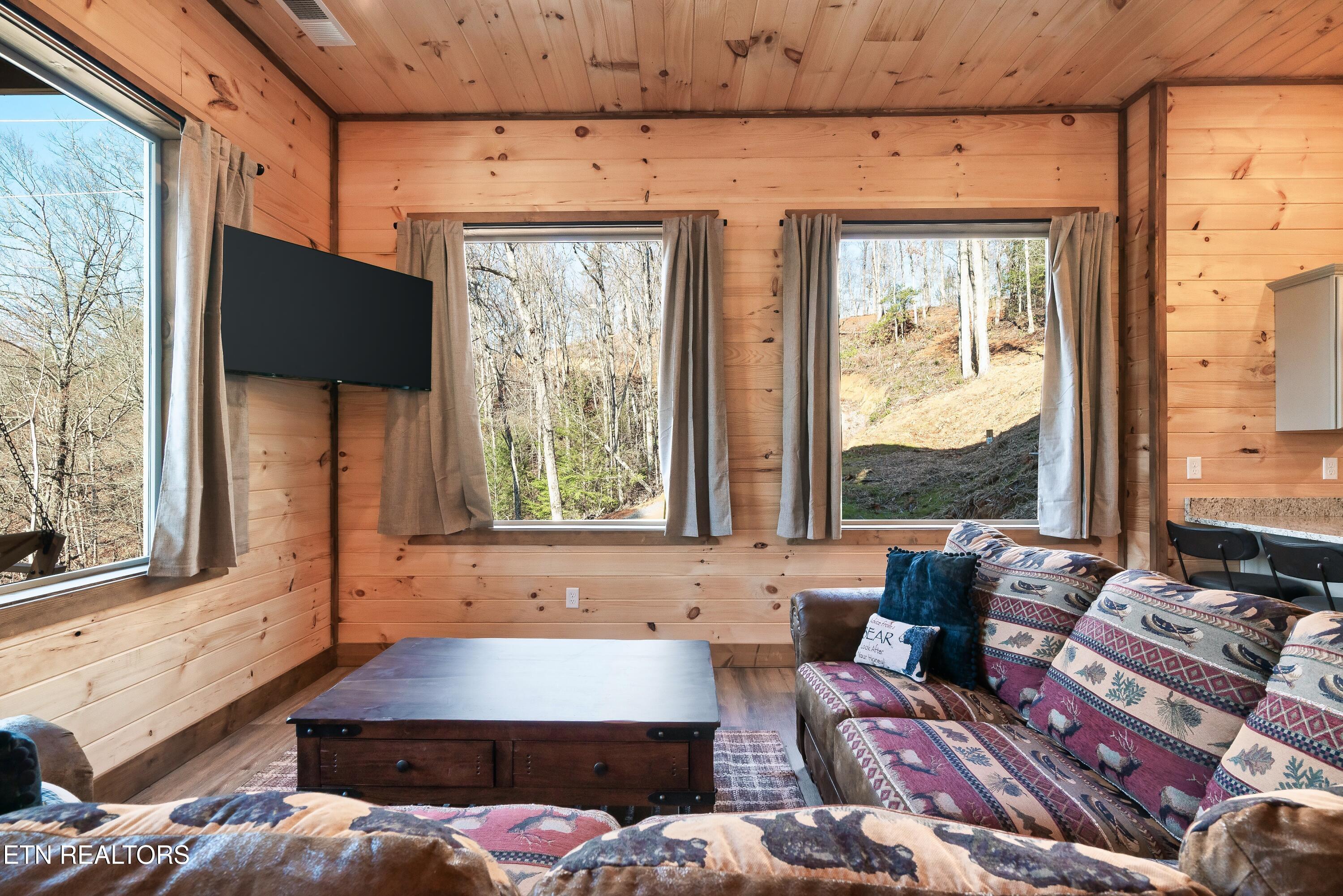 991 King Branch Road Sevierville, TN 37876 - Photo 13 of 33 991KBre-9