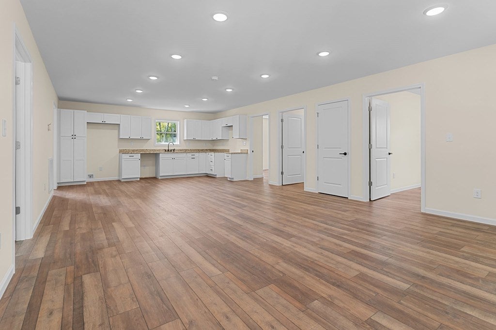 1177 Deer Ridge Road Hillsville, VA 24343 - Photo 9 of 38 Gallery Image 9