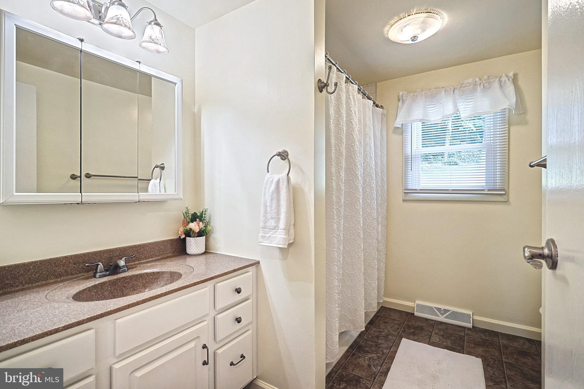 13255 Stamper Road Brogue, PA 17309 - Photo 20 of 36 Upper Level Bath