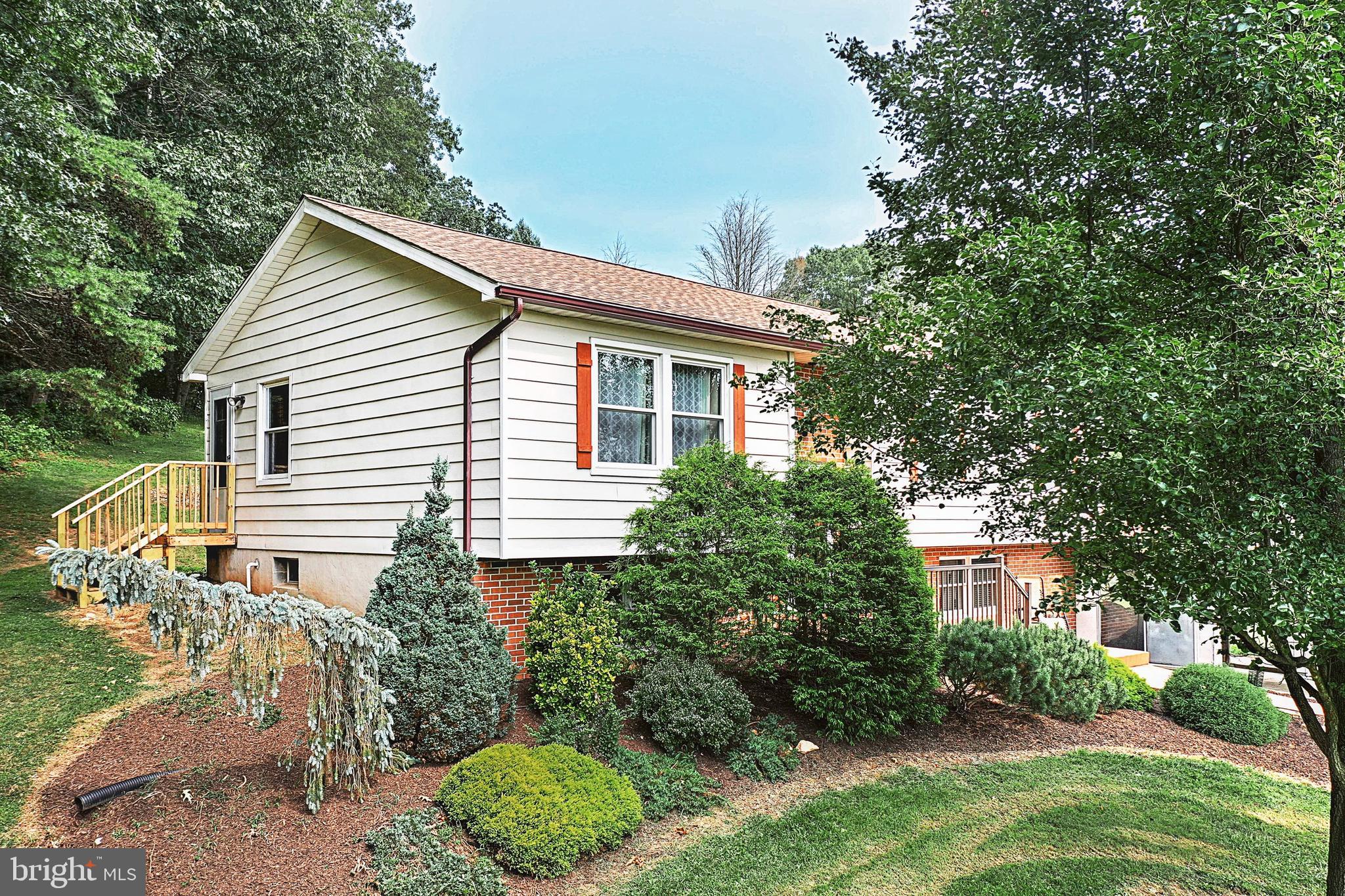13255 Stamper Road Brogue, PA 17309 - Photo 4 of 36