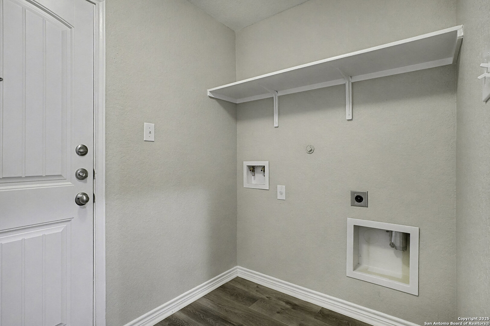 6508 Buffalo Ranch San Antonio, TX 78244 - Photo 28 of 31 a view of an empty room