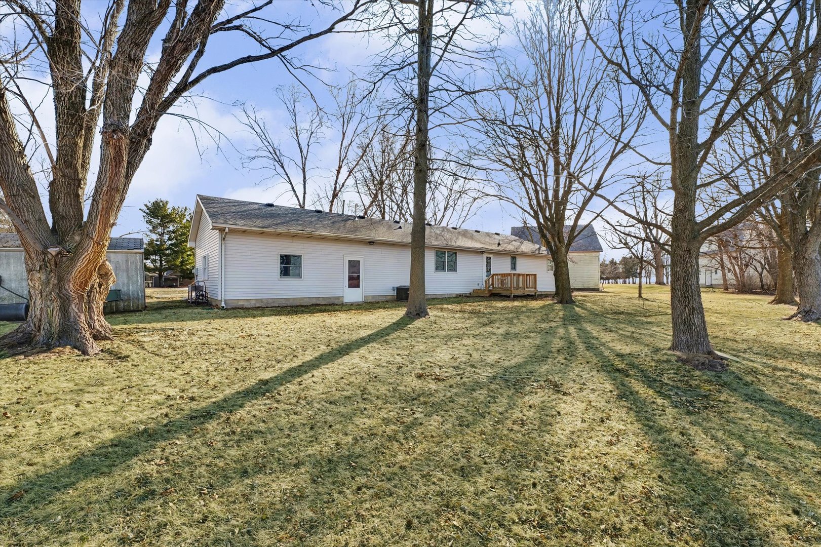 206 Maple Street Sidney, IL 61877 - Photo 24 of 27