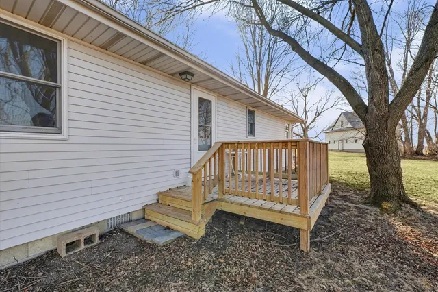 $199,000 | 206 Maple Street, Sidney, IL 61877