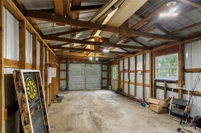 $220,000 | 300 Valley Place, De Soto, MO 63020