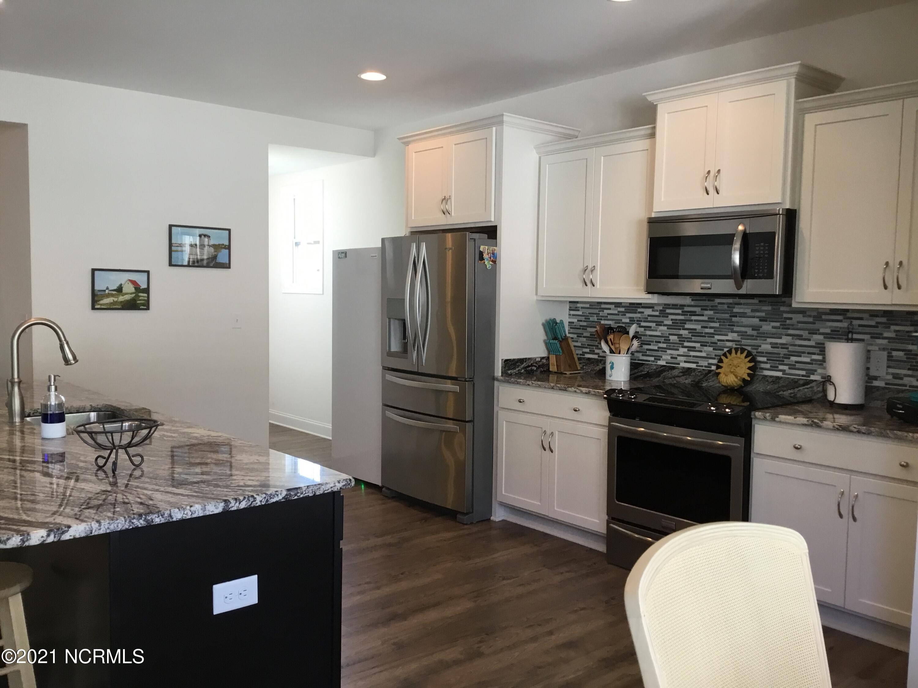 308 Tralee Road Wilmington, NC 28412 - Photo 14 of 24 1 KIT use