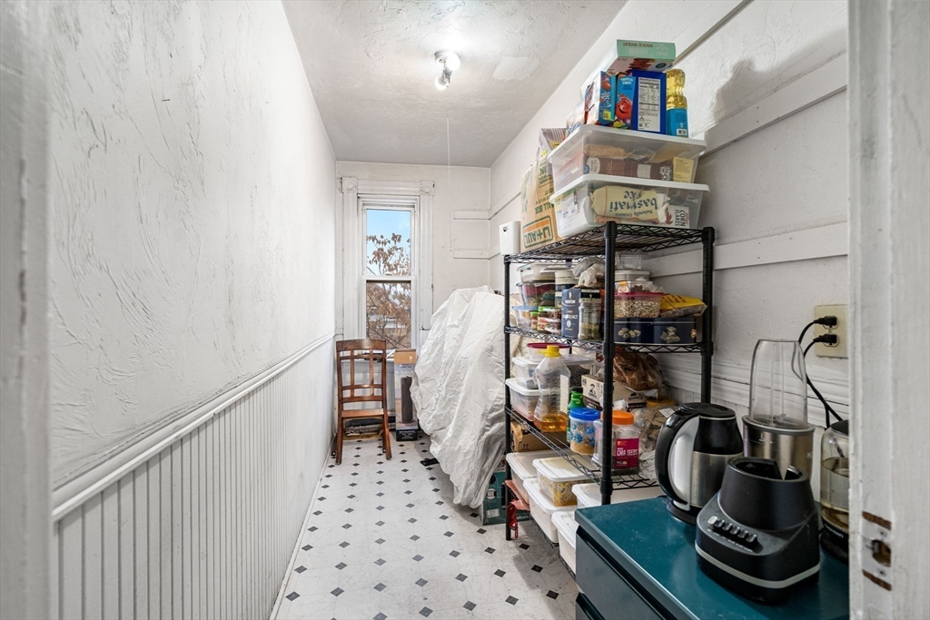 1 Cheney Street Worcester, MA 01610 - Photo 4 of 29