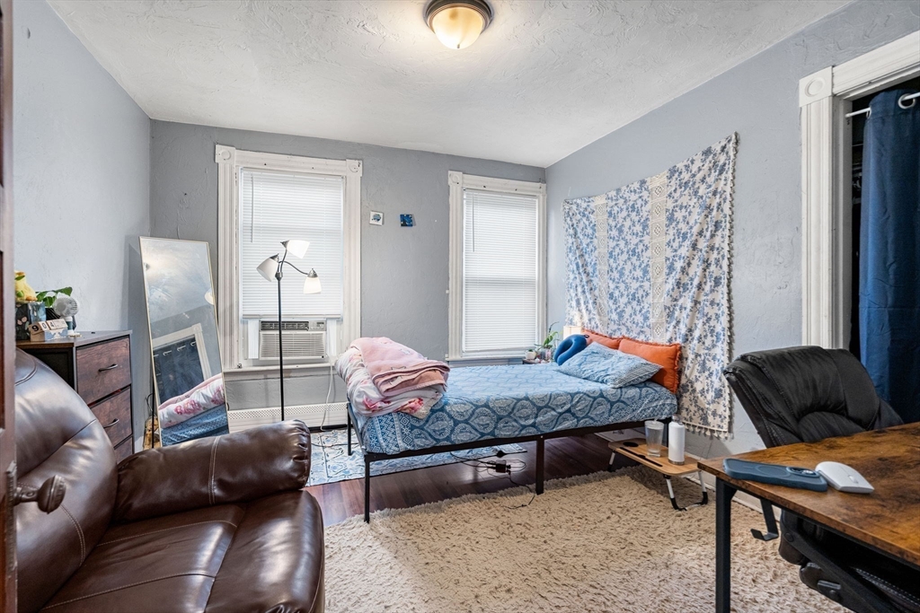 1 Cheney Street Worcester, MA 01610 - Photo 5 of 29