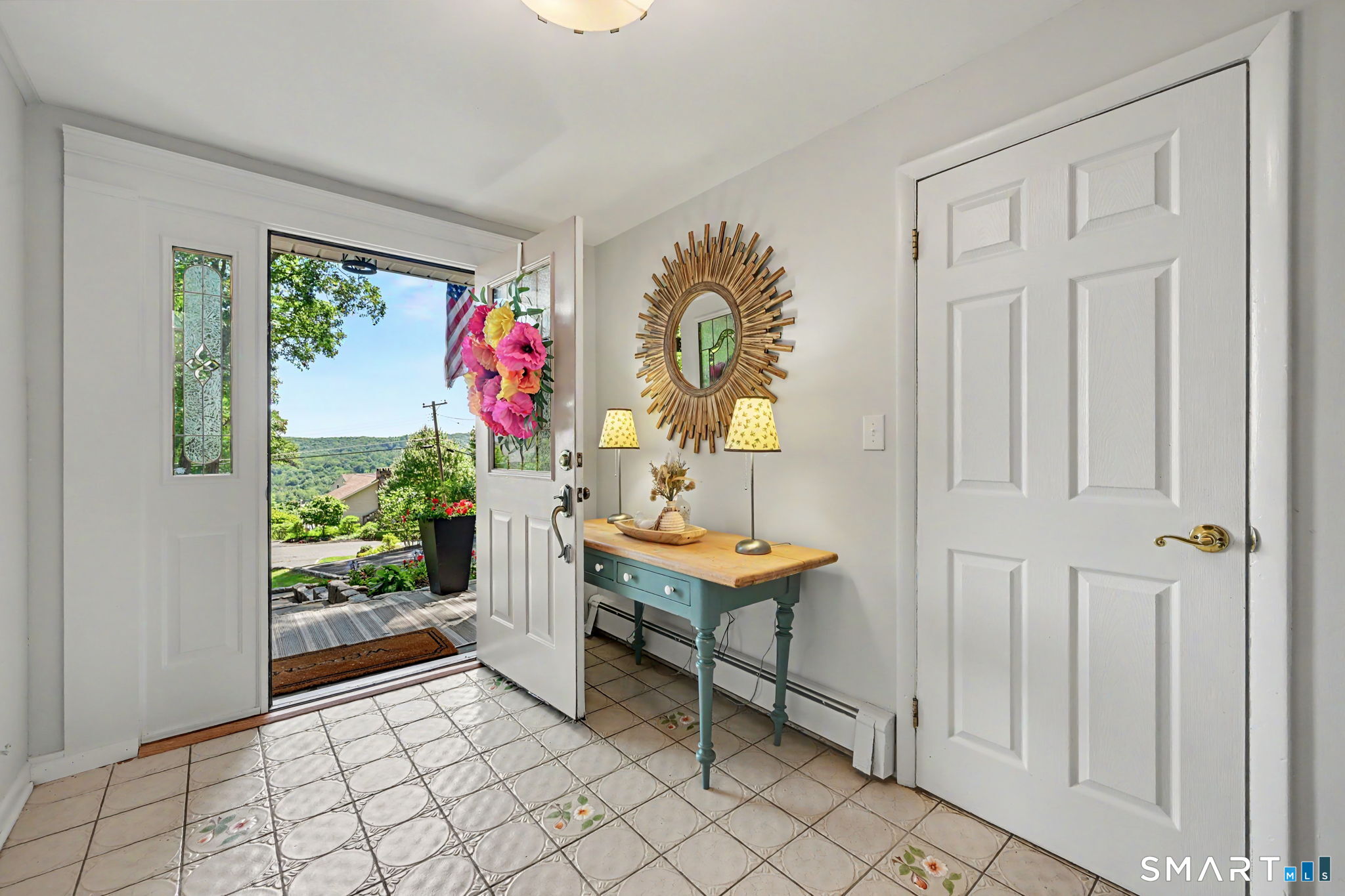 52 Seth Low Mountain Road Ridgefield, CT 06877 - Photo 3 of 34