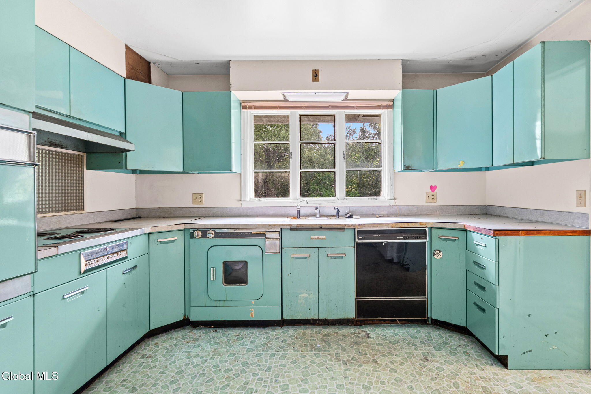 1171 Ruffner Road Niskayuna, NY 12309 - Photo 7 of 33 7-web-or-mls-1171-ruffner-rd