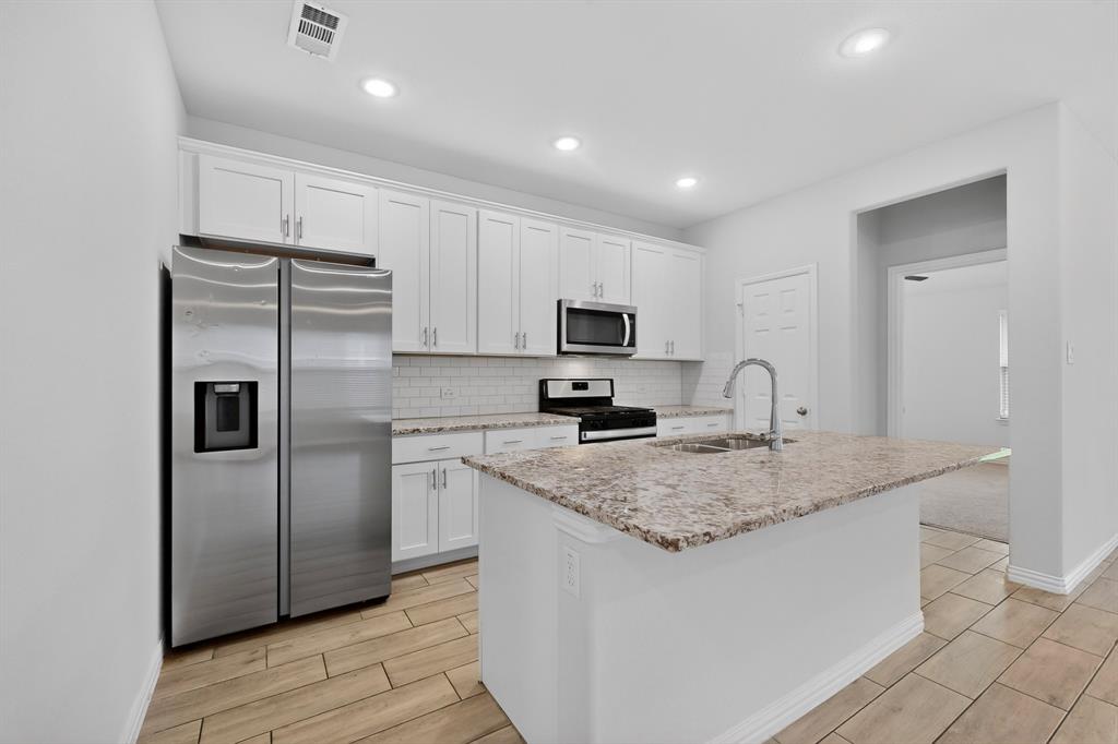 4009 Mockingbird Lane Melissa, TX 75454 - Photo 8 of 34