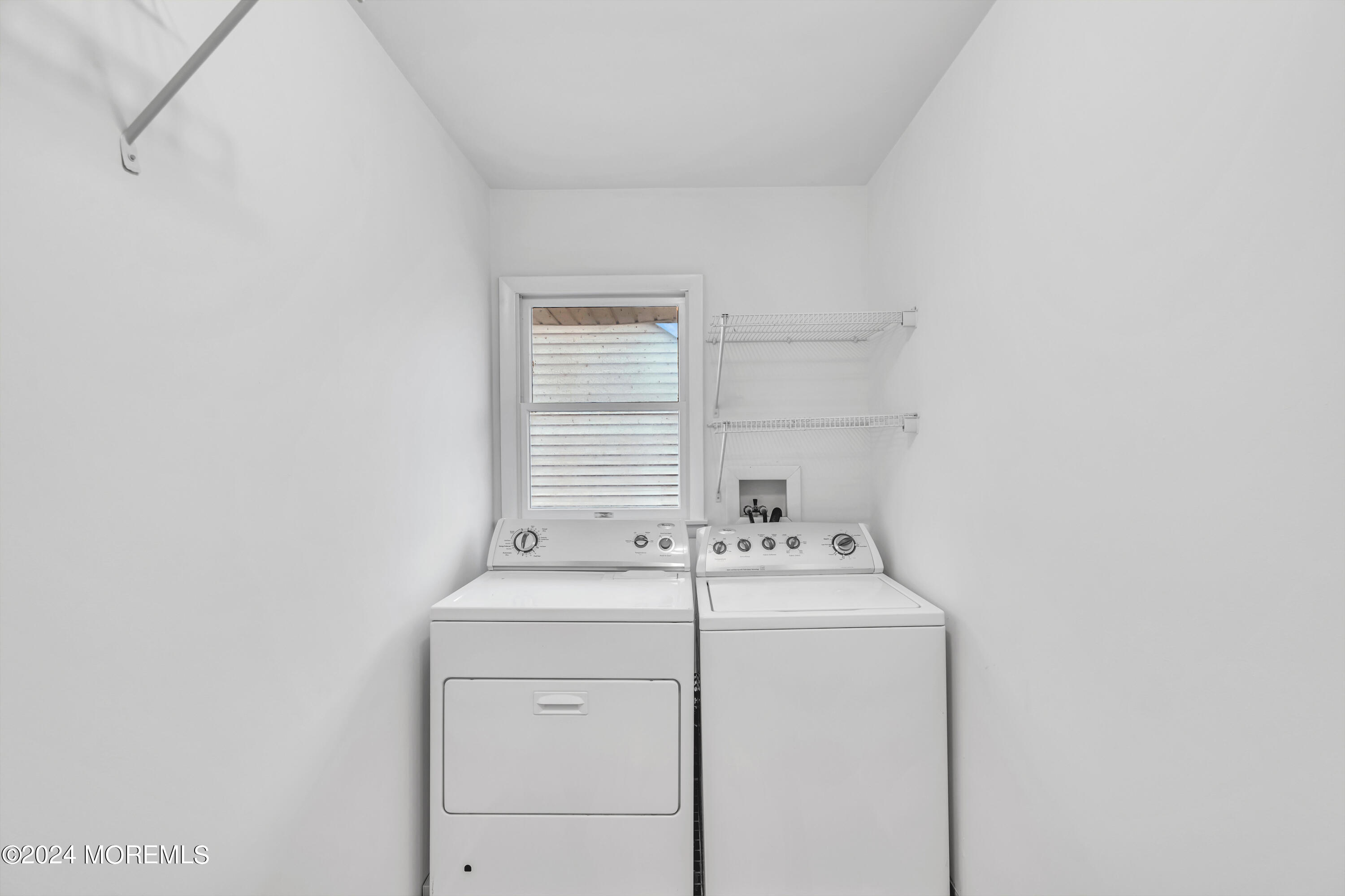 366 River Place Manasquan, NJ 08736 - Photo 20 of 35 019_dsc09356