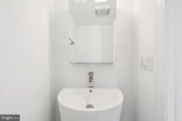 $675,000 | 624 19th Street Northeast, Washington, DC 20002