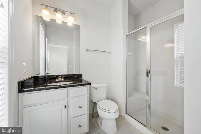 $825,000 | 14580 Lakestone Drive, Chantilly, VA 20151