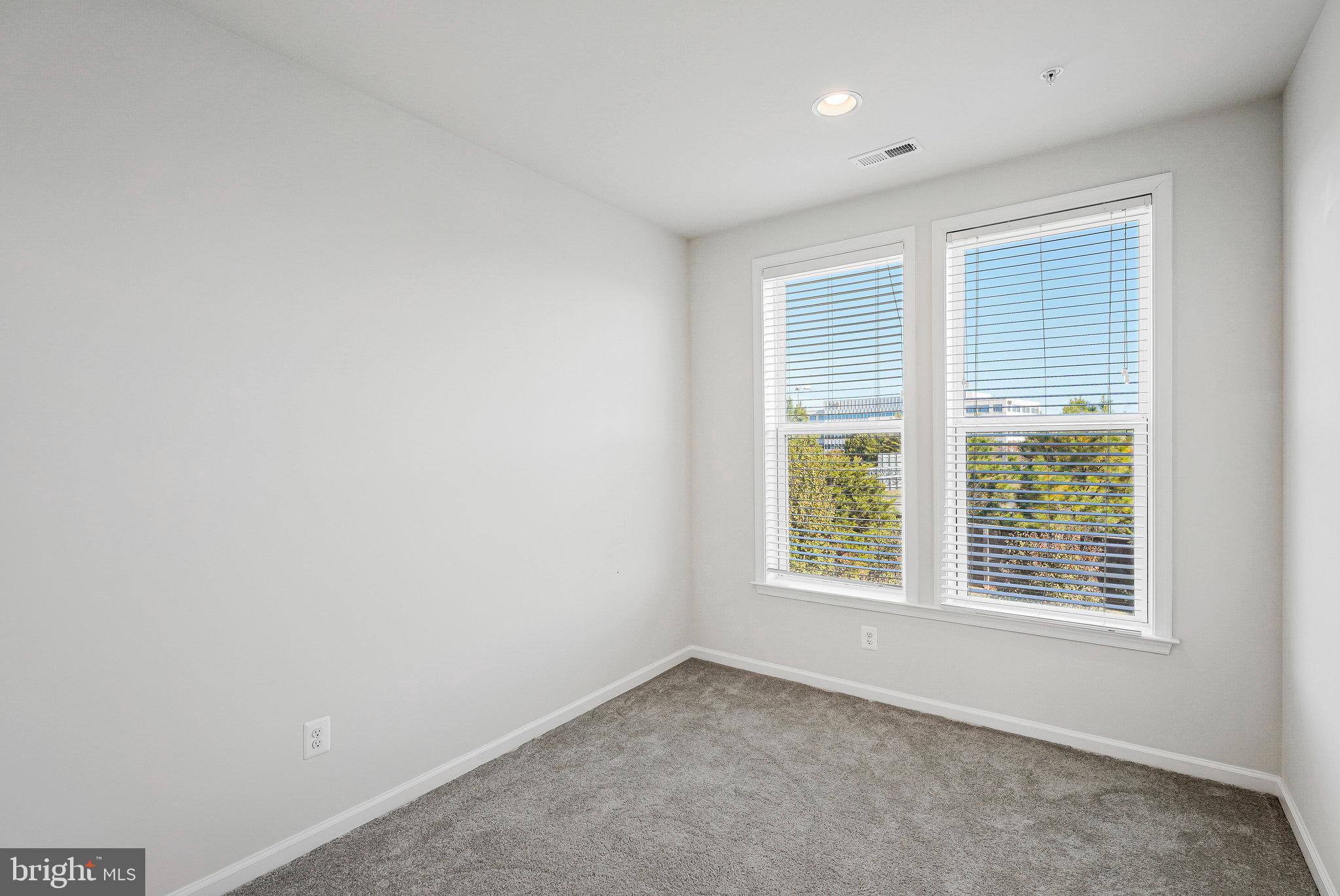 14580 Lakestone Drive Chantilly, VA 20151 - Photo 15 of 21 an empty room with a window