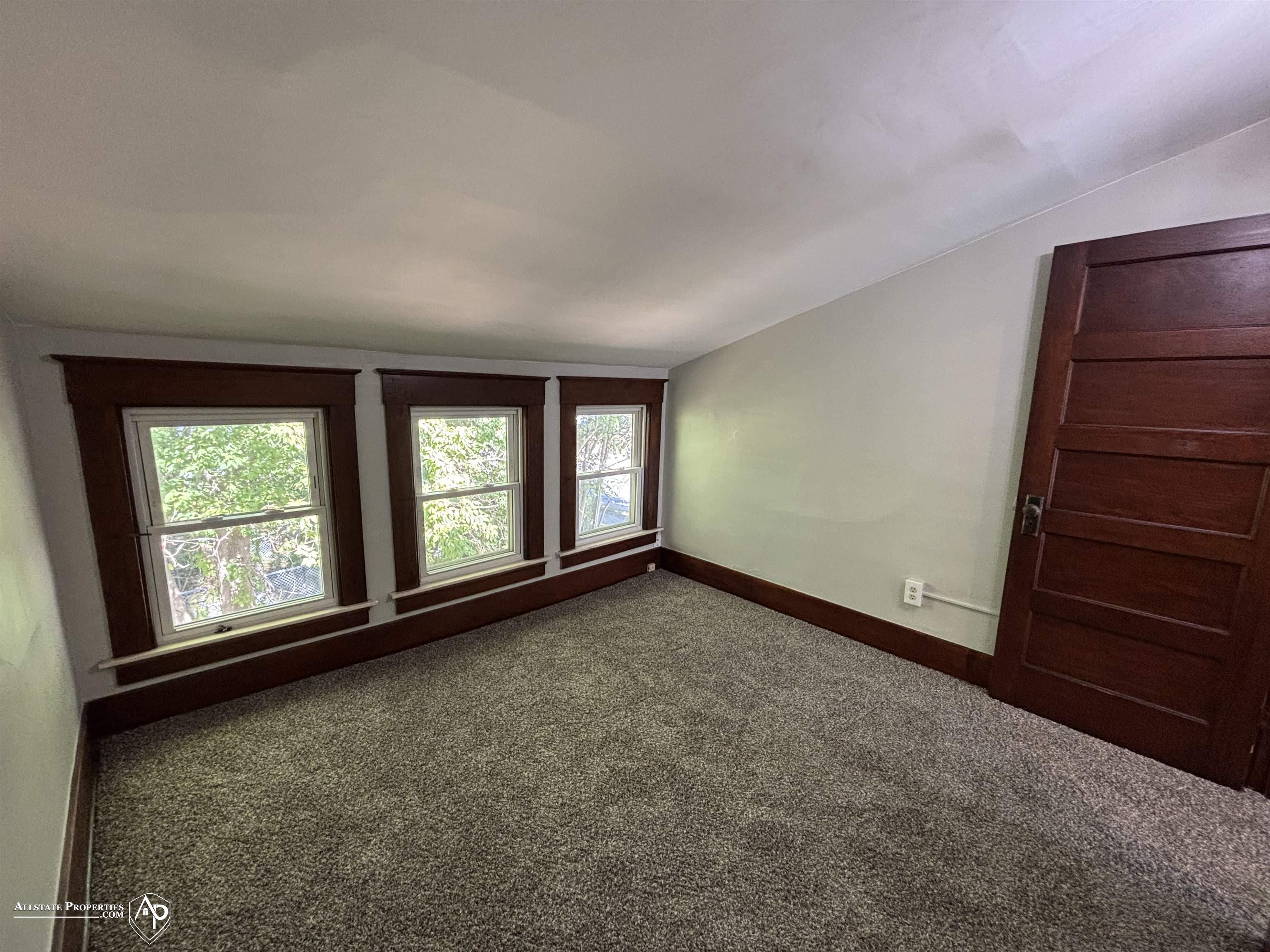 304 South State Road Davison, MI 48423 - Photo 11 of 22