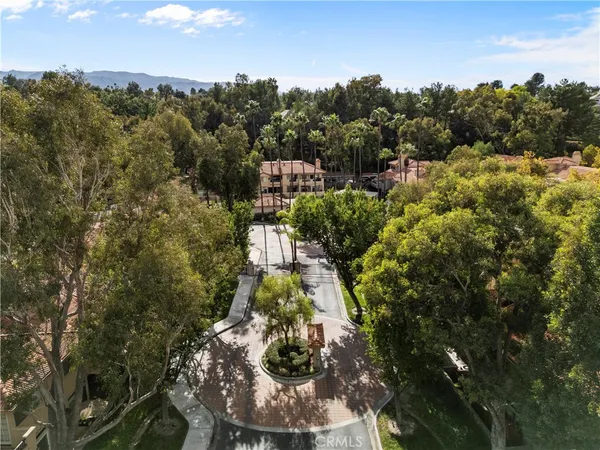 $2,800 | 23930 Arroyo Park Drive, Valencia, CA 91355