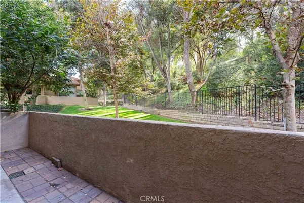 $2,800 | 23930 Arroyo Park Drive, Valencia, CA 91355