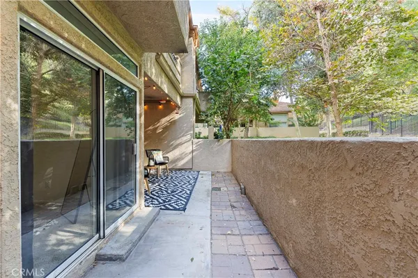 $2,800 | 23930 Arroyo Park Drive, Valencia, CA 91355