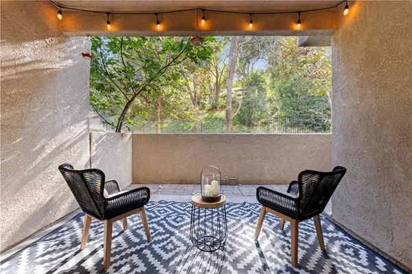 $2,800 | 23930 Arroyo Park Drive, Valencia, CA 91355