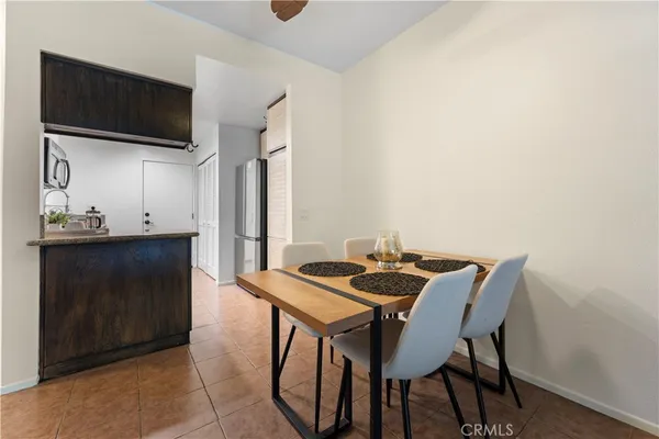 $2,800 | 23930 Arroyo Park Drive, Valencia, CA 91355