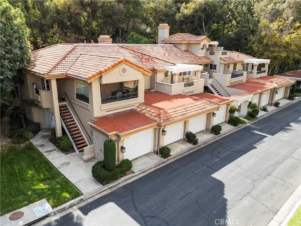 $2,800 | 23930 Arroyo Park Drive, Valencia, CA 91355