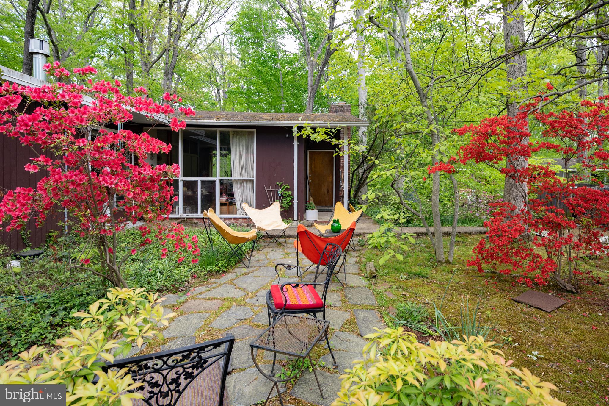 7203 Beechwood Road Alexandria, VA 22307 - Photo 4 of 32 Gallery Image 4