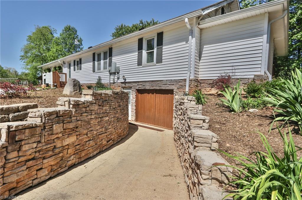 752 Waddell Road Roaring River, NC 28669 - Photo 3 of 50 Gallery Image 3