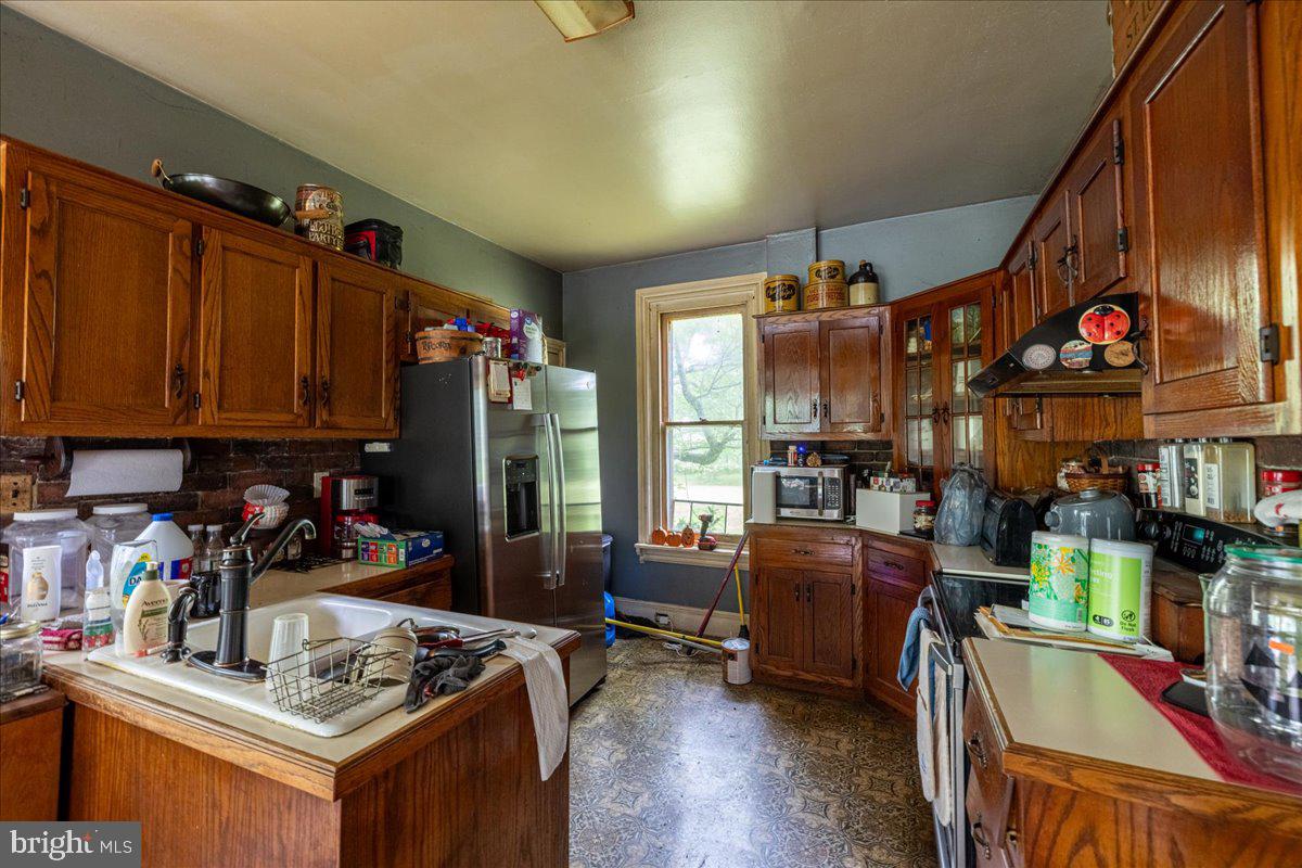2260 Allentown Road Quakertown, PA 18951 - Photo 5 of 28 Kitchen