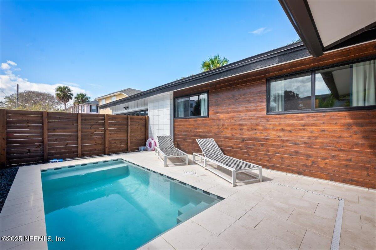 1832 First Street Neptune Beach, FL 32266 - Photo 10 of 41 08-JAXREP_1832_First_St_Neptune_Beach_FL