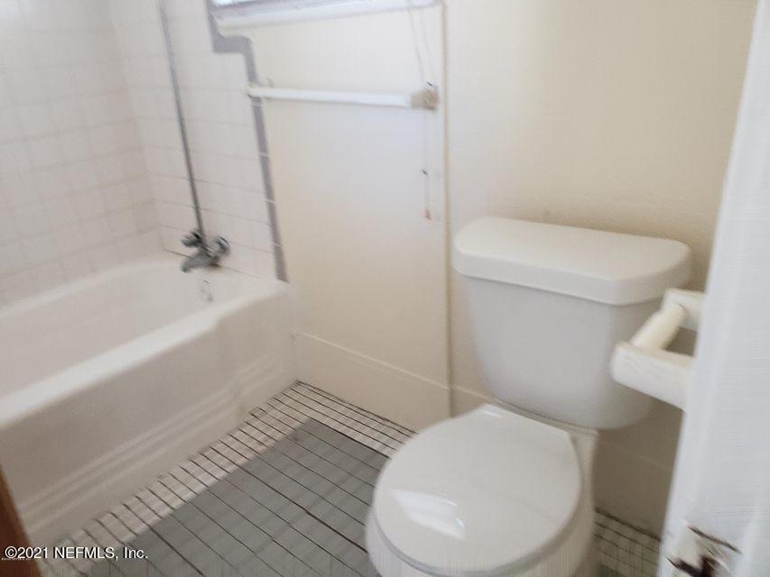 2575 Haldumar Terrace Jacksonville, FL 32204 - Photo 3 of 17 haldumar6