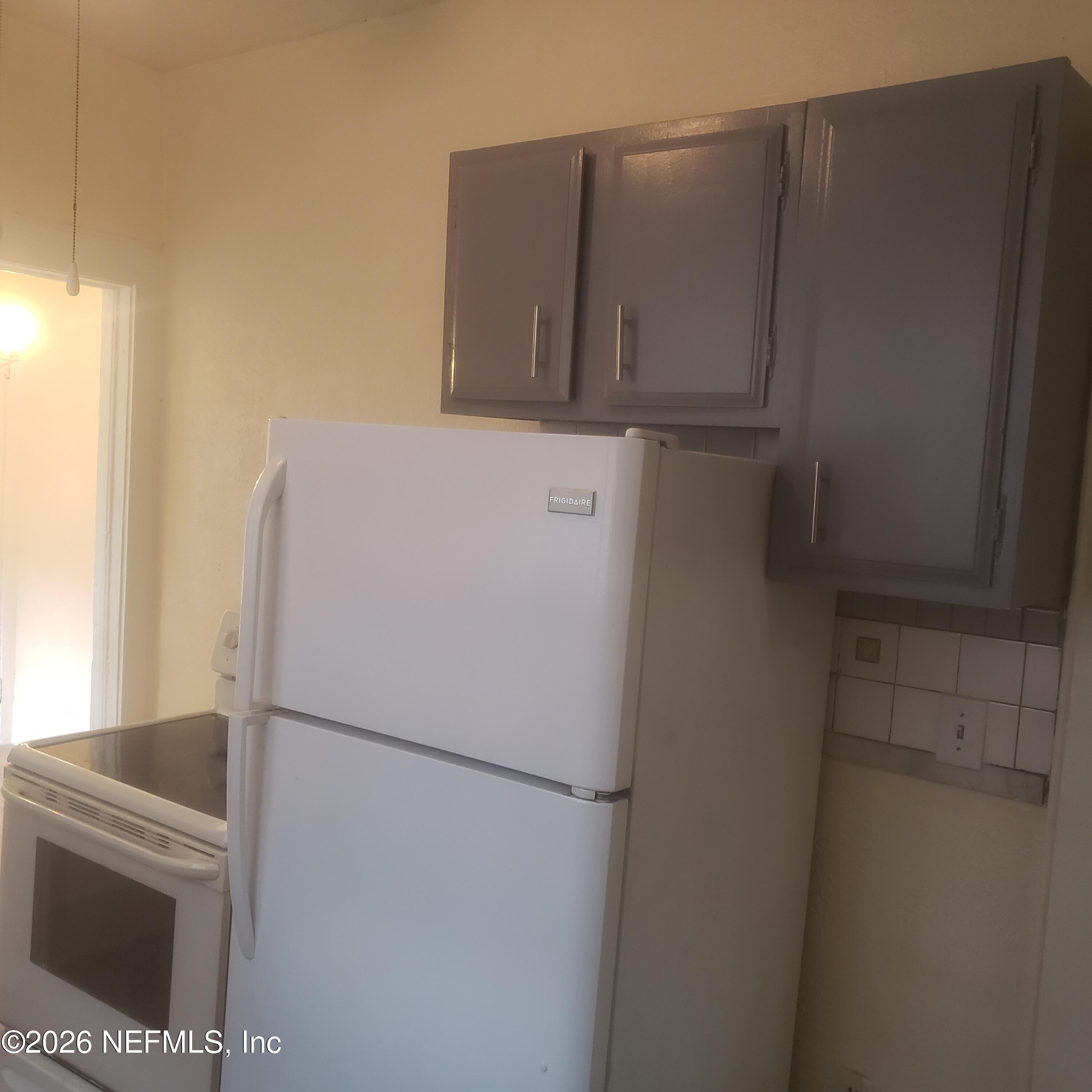 2575 Haldumar Terrace Jacksonville, FL 32204 - Photo 7 of 17 20260407_164016