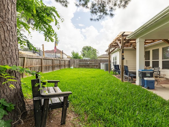 18226 West Ridge Bend Lane Cypress, TX 77433 - Photo 24 of 34 Yard view 2