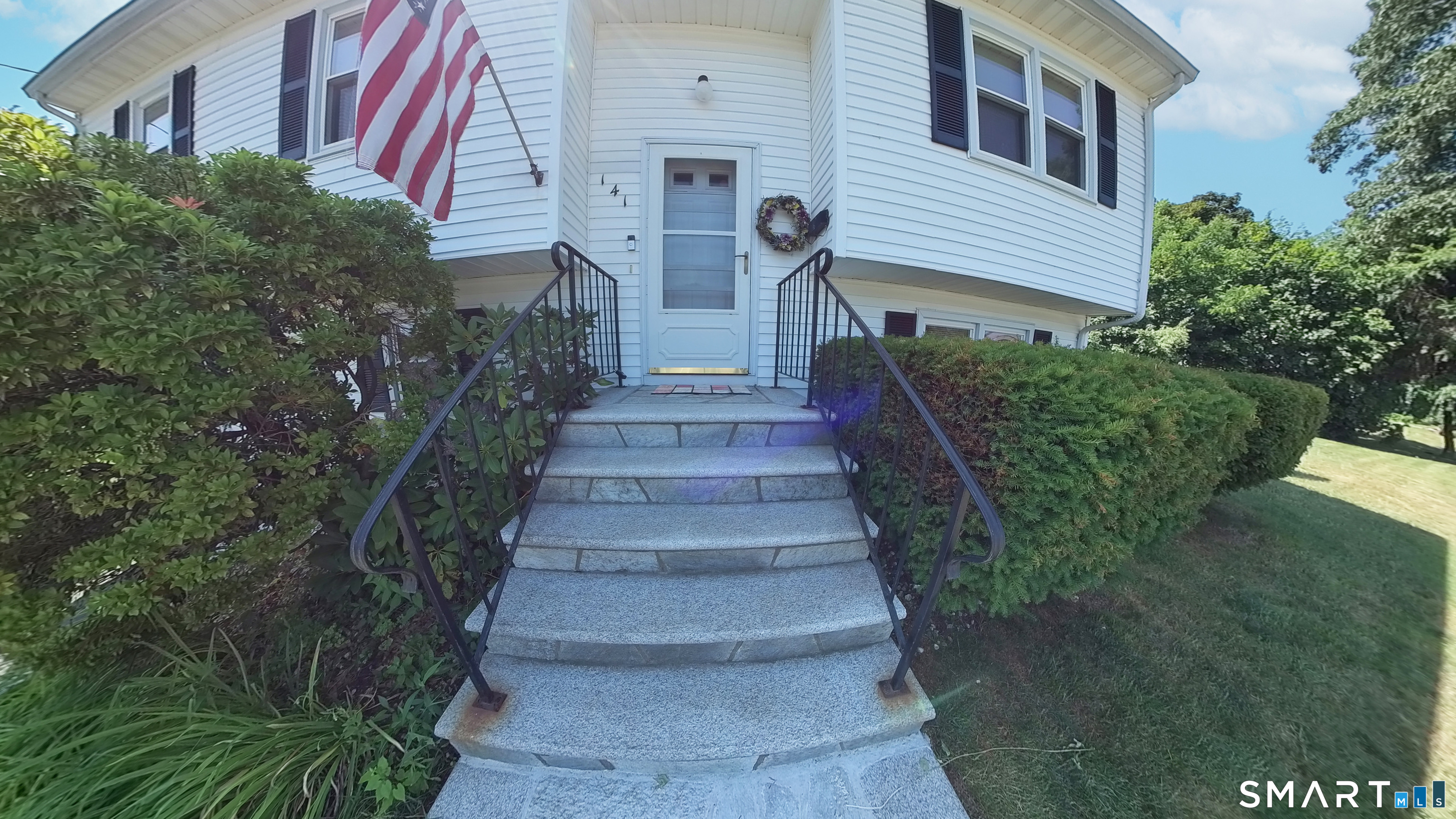 141 Constitution Street Wallingford, CT 06492 - Photo 3 of 37