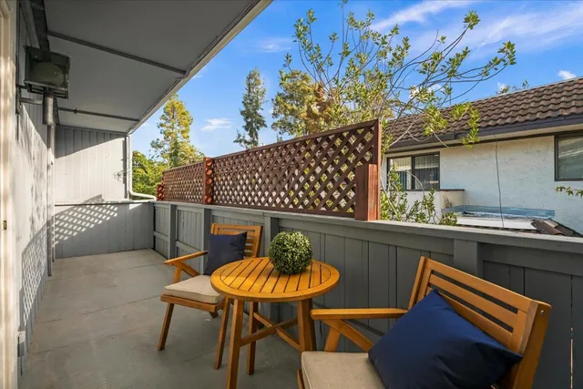 $1,398,000 | 480 Lassen Street, Unit 6, Los Altos, CA 94022