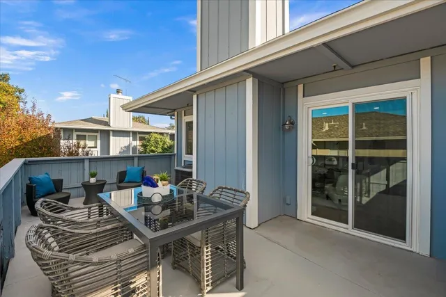 $1,398,000 | 480 Lassen Street, Unit 6, Los Altos, CA 94022