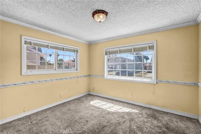 a view of empty room with window