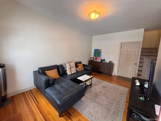 $3,000 | 11 West Bridge Street, Unit REAR, Saugerties, NY 12477