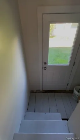 $3,000 | 11 West Bridge Street, Unit REAR, Saugerties, NY 12477