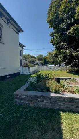 $3,000 | 11 West Bridge Street, Unit REAR, Saugerties, NY 12477